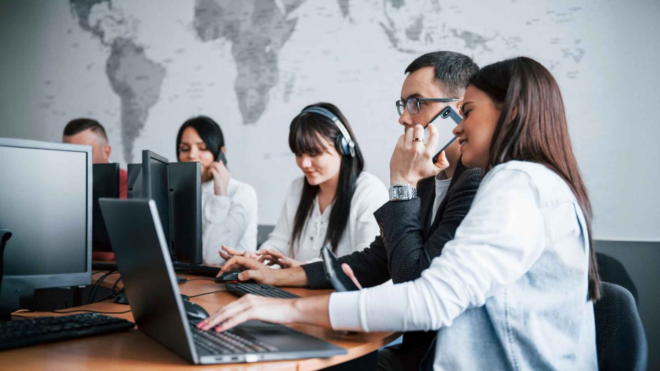 outsourcing customer service and support